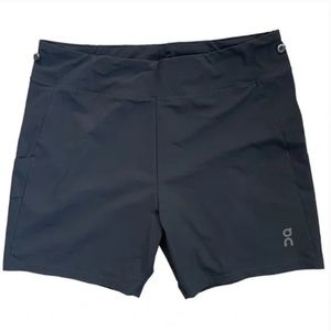 ON CLOUD ULTRA LIGHTWEIGHT BLACK HYBRID RUNNING SHORTS